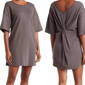 NWT Melrose and Market twist back short sleeve shirt dress size: S